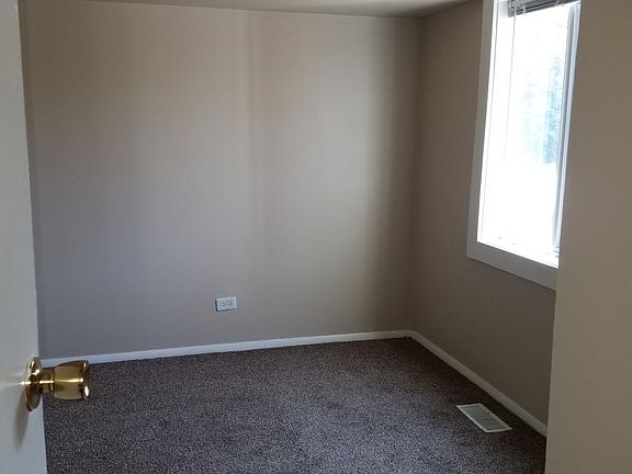 5th image of 940 Morningside Dr