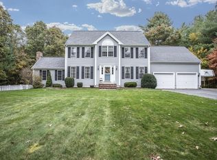 43 Baker Ln, Lakeville, MA 02347