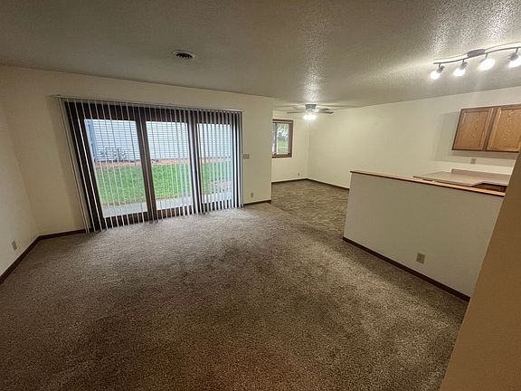5th image of 1101 Grandview Ave APT A