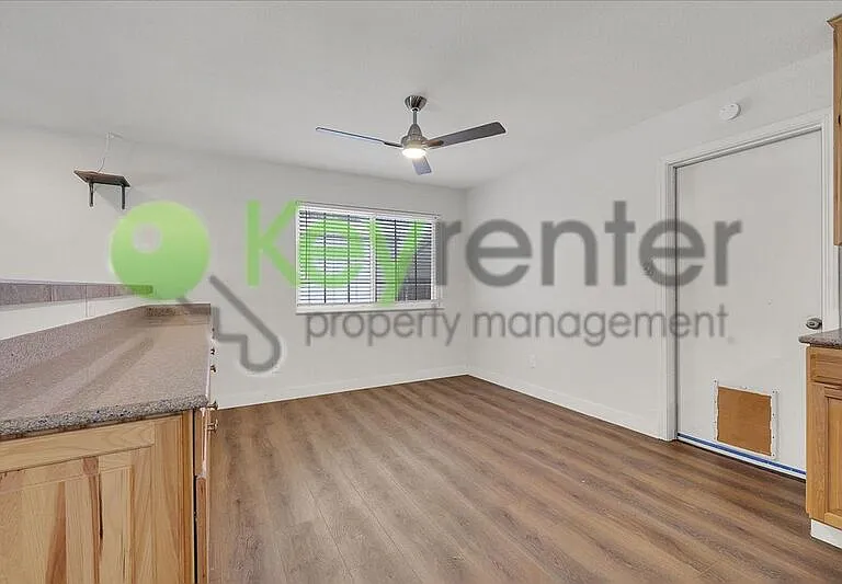 6140 Pinecreek Way — Photo 9