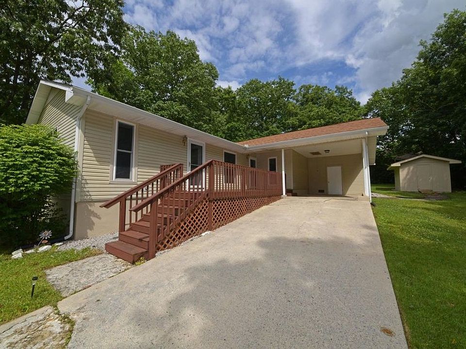 1st image of 121 Eagle Ln