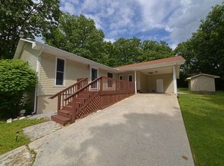 121 Eagle Ln, Crossville, TN 38558