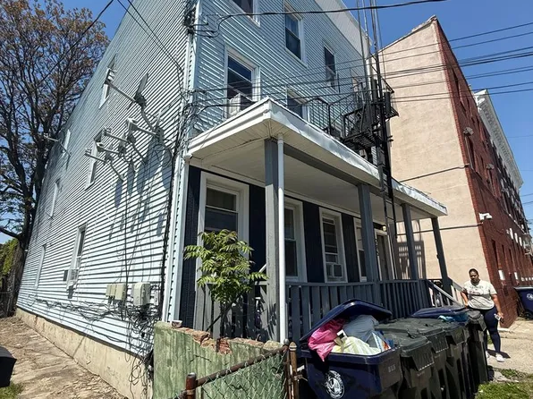 285 Bertrand Ave, Perth Amboy, NJ 08861