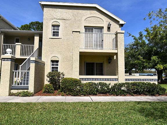 3rd image of 1602 SE Green Acres Cir APT U101