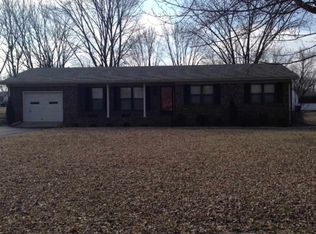 309 Longview Dr, Russellville, KY 42276