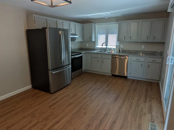 59 Minechoag Hts, Ludlow, MA 01056