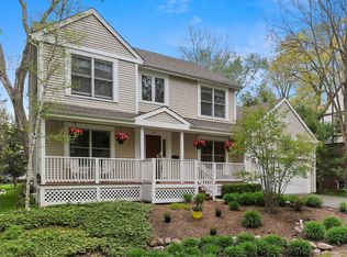 700 Laramie Ave, Glenview, IL