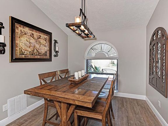 5th image of 3816 Cold Creek Dr
