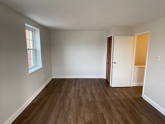 4th image of 1554 N Lawrence St Floor 2