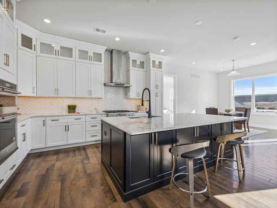 Spacious Kitchen