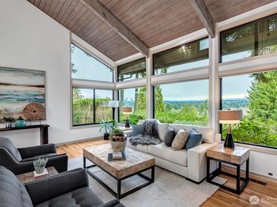 9340 Mercerwood Drive, Mercer Island, WA, 98040