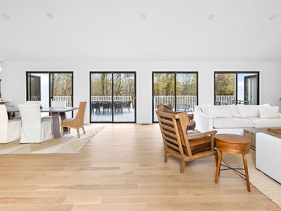5th image of 404 Water Mill Towd Rd