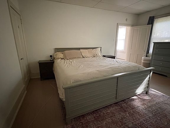 5th image of 133 Runnymede Ave #2