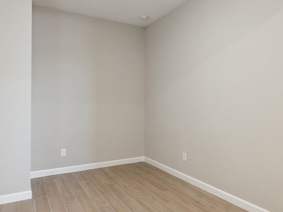 3rd image of 5816 E ROSE GARDEN Lane
