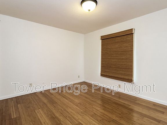 4th image of 760 Skylake Way