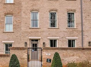 205 Old Orchard Ln, Roswell, GA 30075