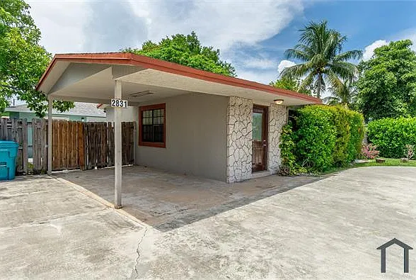 3 bed, 1026 sqft, $3,200 — Photo 4