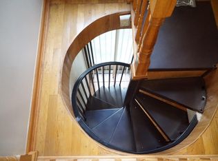 6413 68th Ave, Flushing, NY 11385