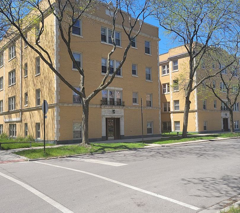 1st image of 5230-40 N Rockwell St #5238-1
