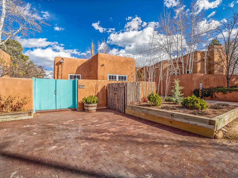 537 Garcia St, Santa Fe, NM 87505 | Zillow