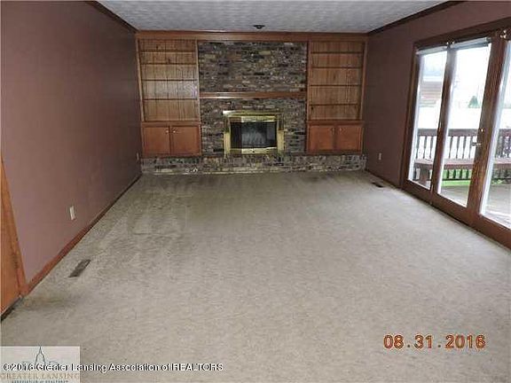 3rd image of 1800 Kingswood Dr