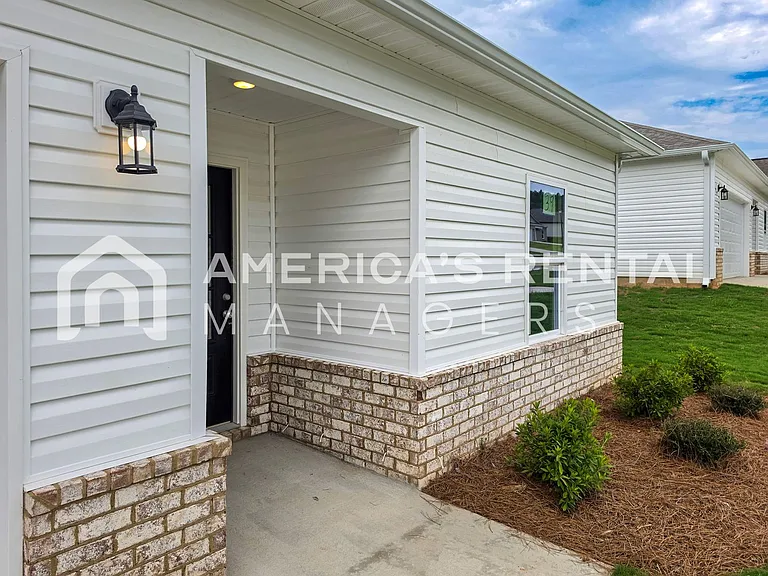 10304 Squires Way — Photo 7