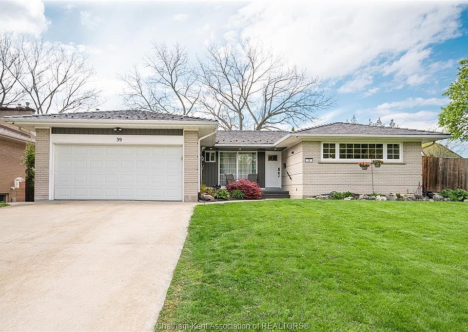 1st image of 39 Chippewa Dr