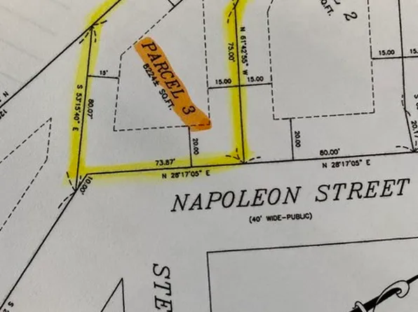 3 Napoleon St, Fall River, MA 02721