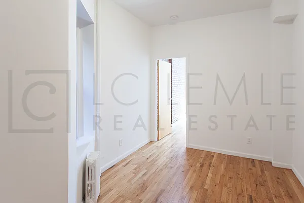 Rented by LC Lemle Real Estate Group | media 1
