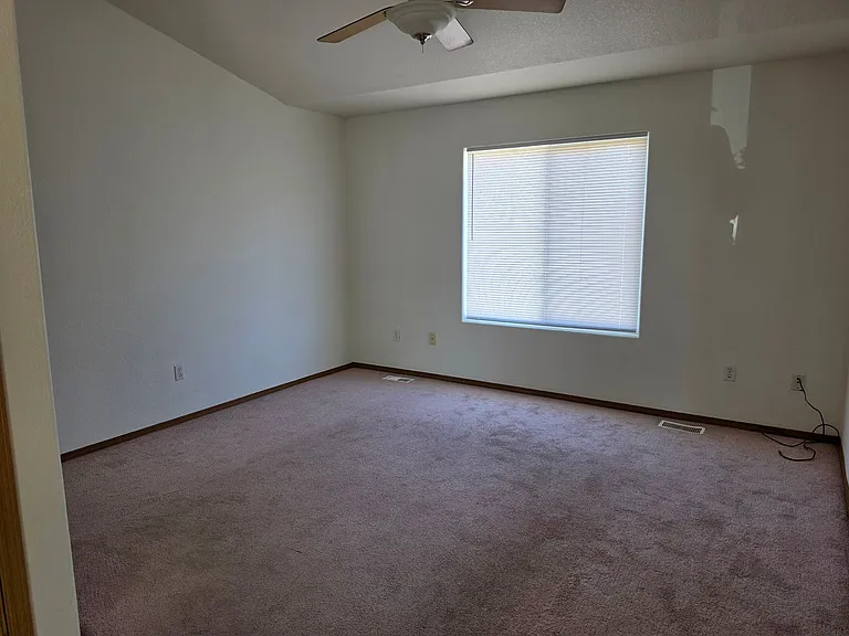2302 South Dr — Photo 3