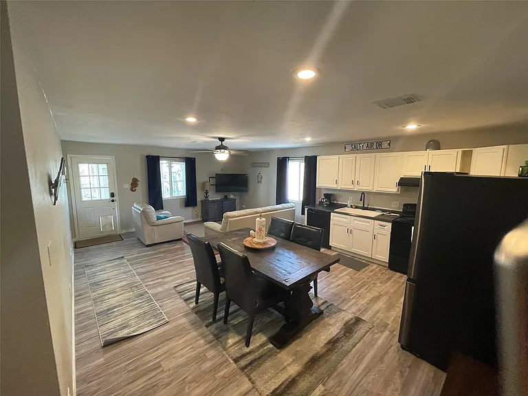 1016 Hardee St — Photo 10