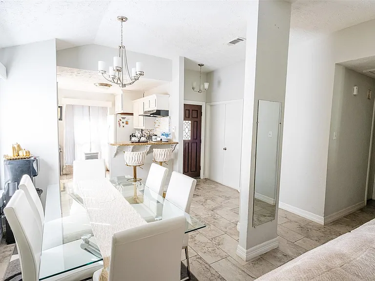 2022 Crosscoach Ln — Photo 13