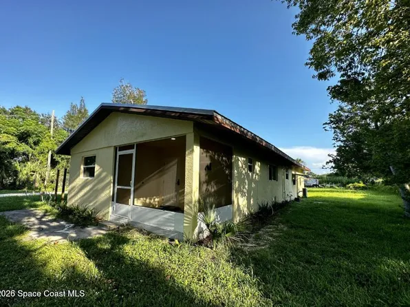 1153 Carlton Dr APT A, Melbourne, FL 32935