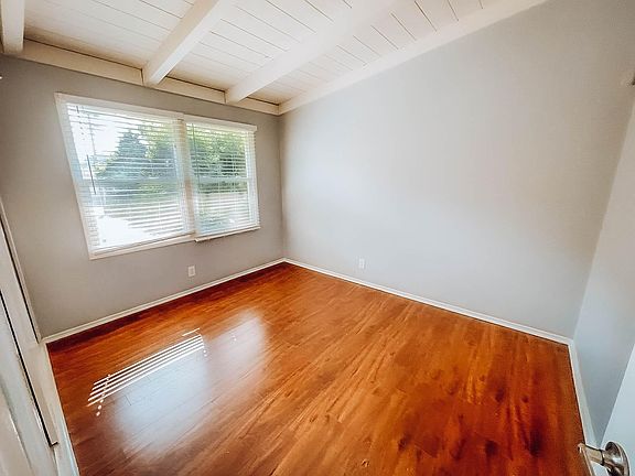 4th image of 1218 Armacost Ave #99