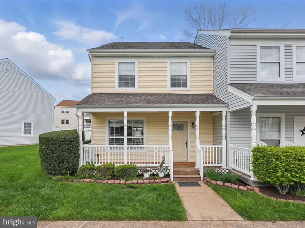 201 Surry Ln, Stafford, VA 22556