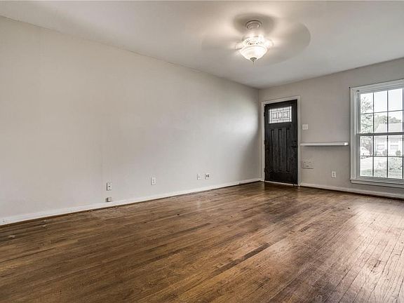 4th image of 4726 Wateka Dr