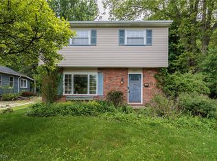 5609 Walnut St, Mentor On The Lake, OH