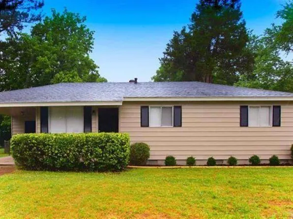 813 Greenlea Dr, N Little Rock, AR 72117