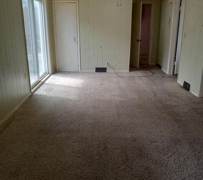 2nd image of 414 Barney St