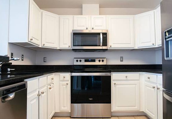4th image of 23 Pierside Dr Unit 239