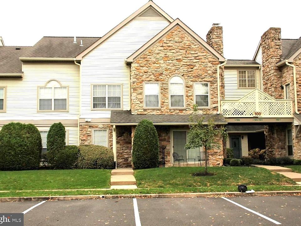 1st image of 106 Remington Ct