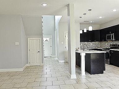 5th image of 8831 Pine Shores Dr