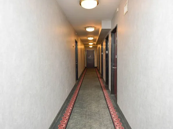 377 Rector Place image 24 of 25