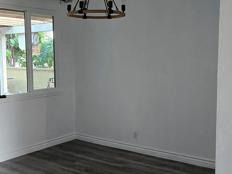 9246 Hasty Ave — Photo 7