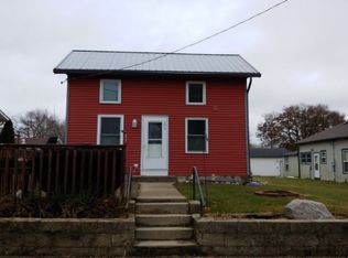 202 Division St N, Morristown, MN 55052