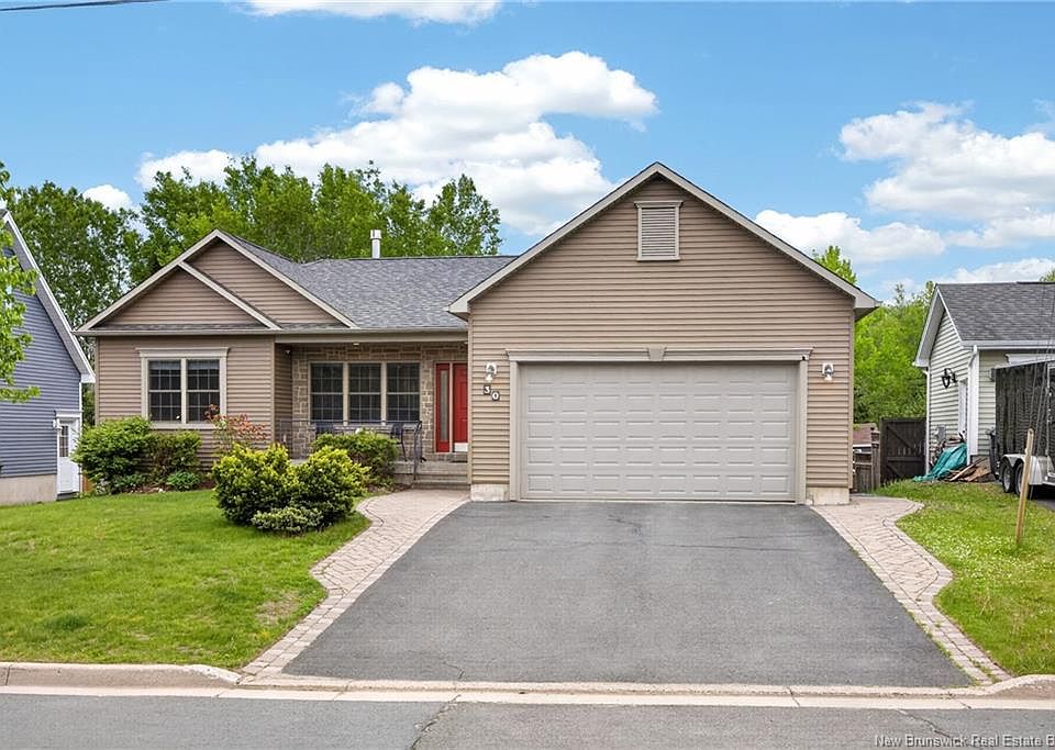 1st image of 30 Red Maple Ct