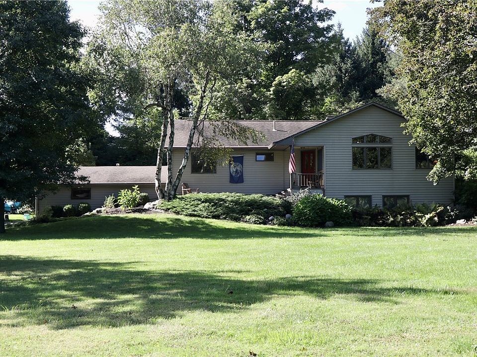 1st image of 7864 Broadfield Rd