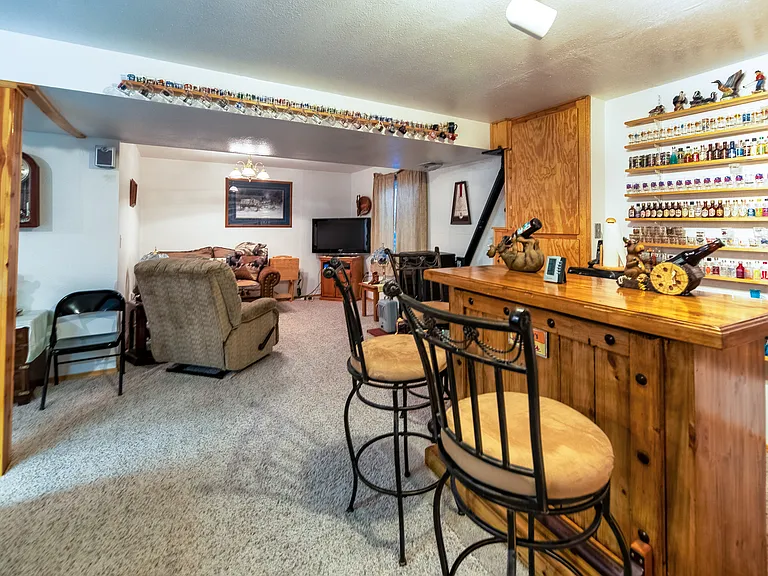 4713 Ranch House Way — Photo 32