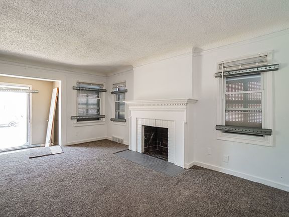 2nd image of 9636 Abington Ave
