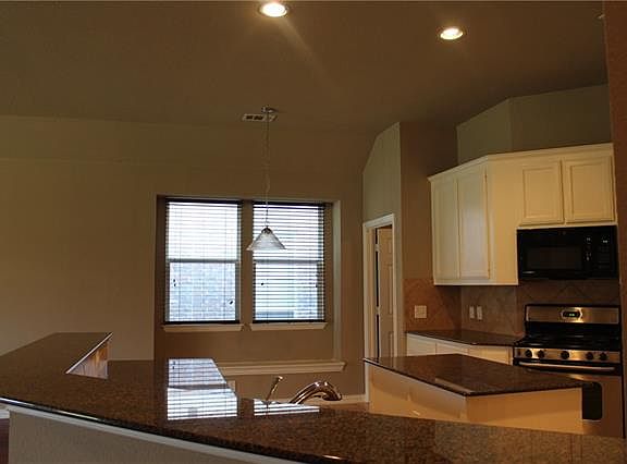 5th image of 10220 Ashburn Dr